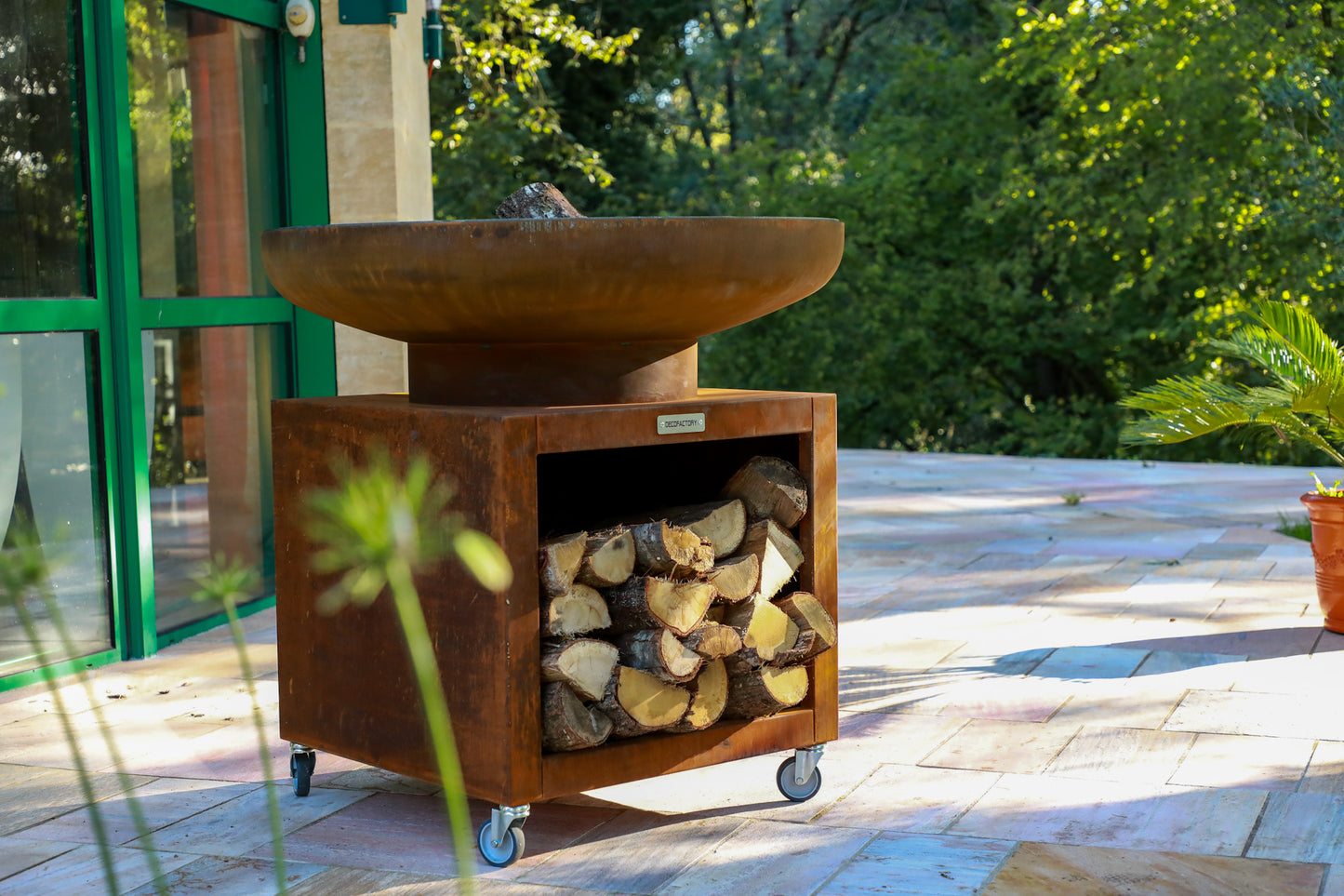 Big R100 | Corten